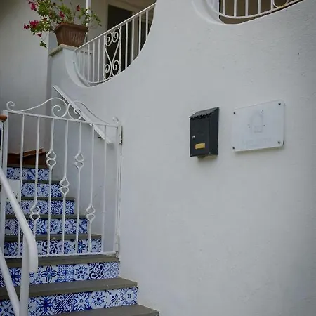 Дом отдыха Nest Сорренто